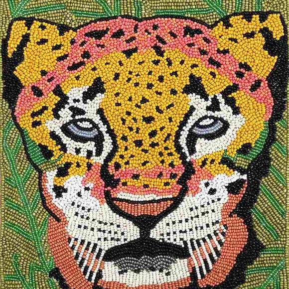 American & Beyond | Beaded Leopard 🐆 Tote Bag - Picture 7 of 12